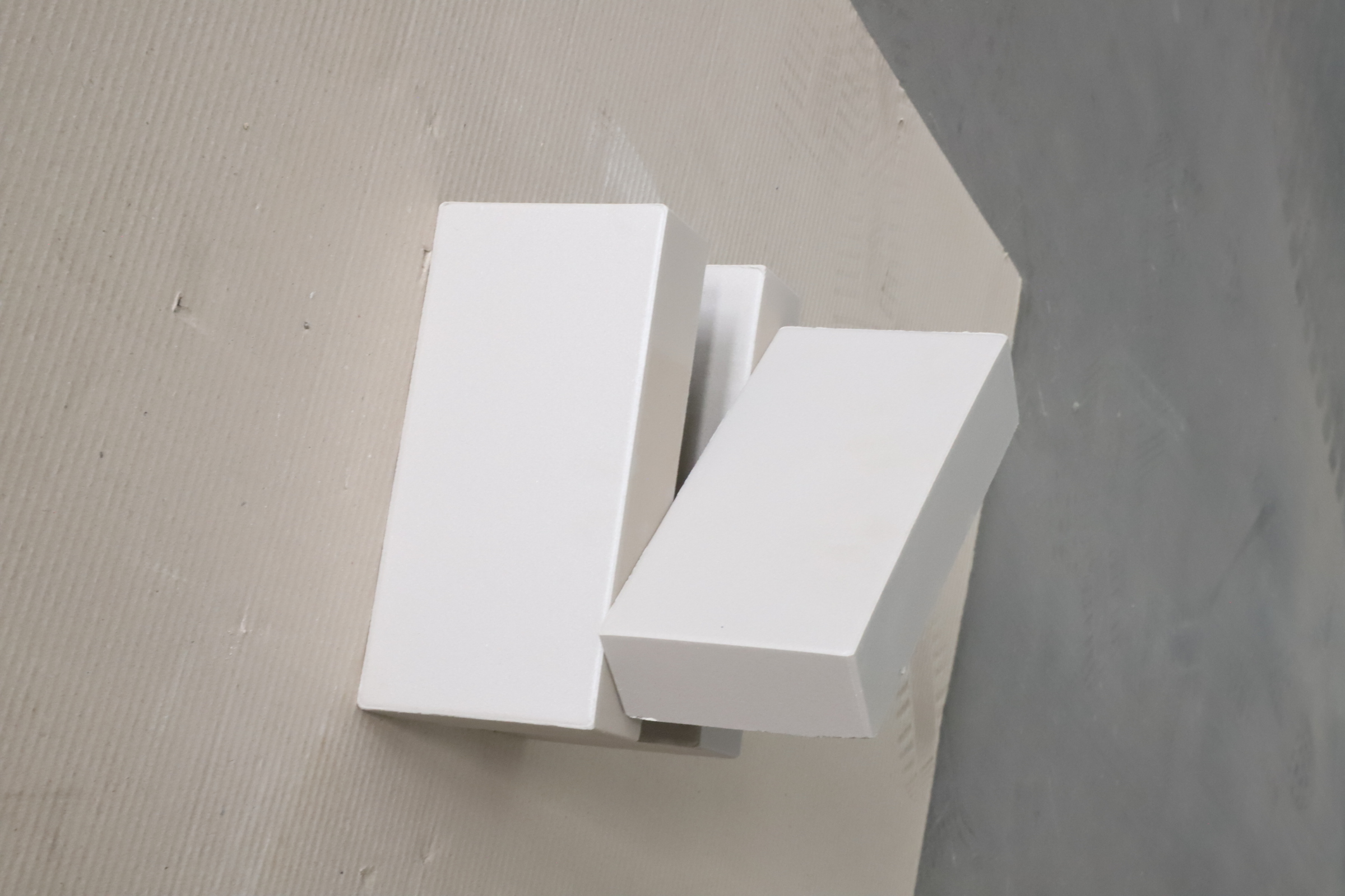 端面楔型耐酸磚和普通耐酸磚哪種更加堅(jiān)固？