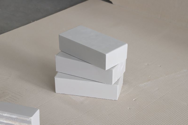 端面楔型耐酸磚的吸水率是多少？