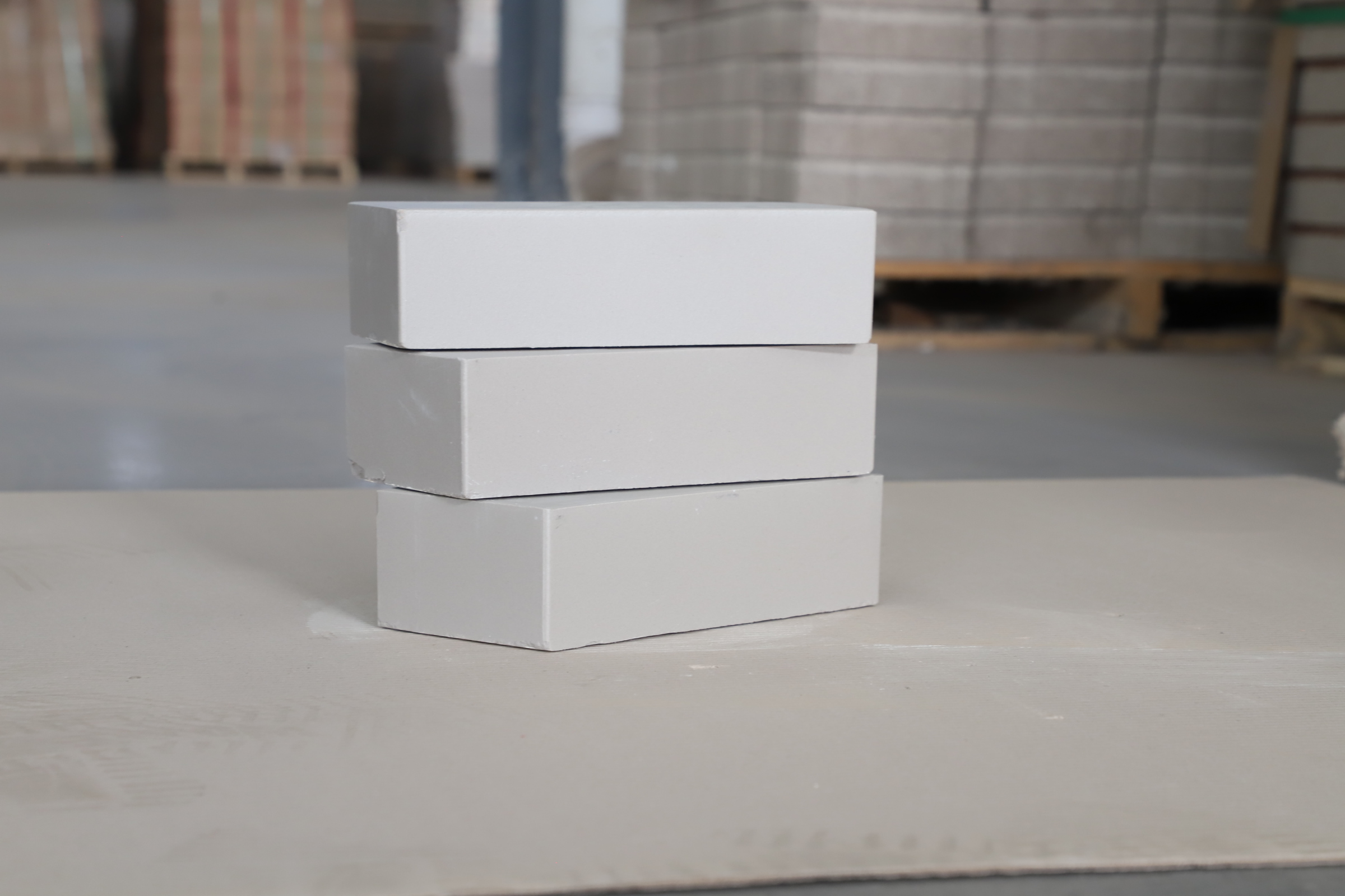 耐酸磚和普通磚的優缺點分別是什么?